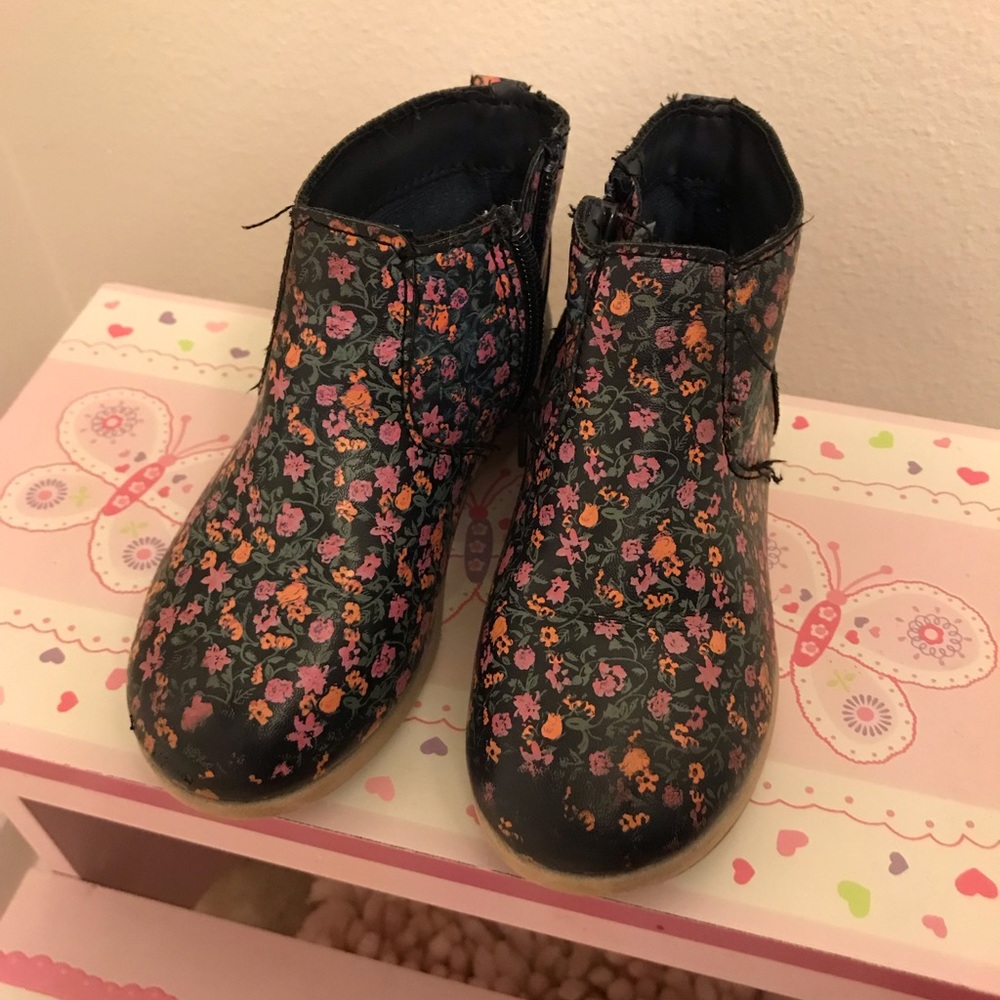 Osh Kosh Ankle Boots